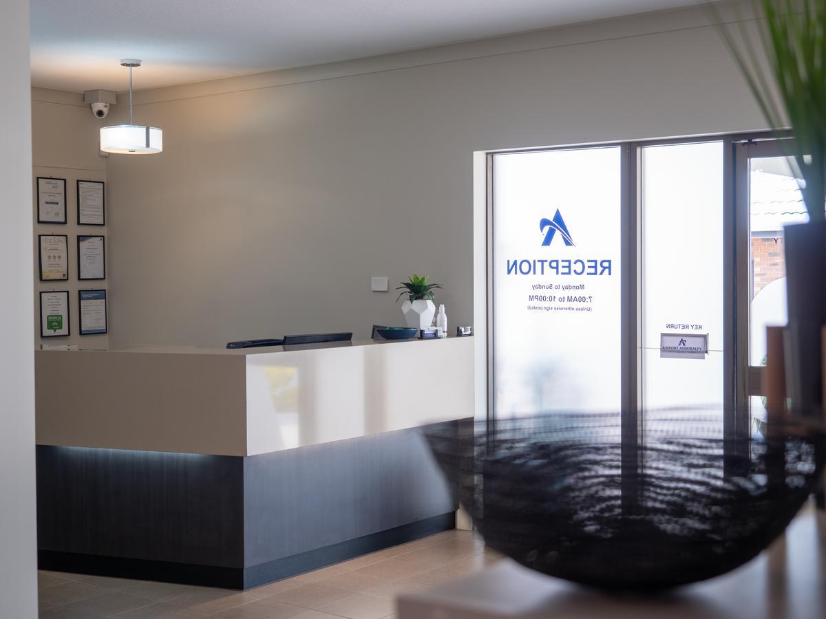 Airport Admiralty Motel Брисбен Экстерьер фото